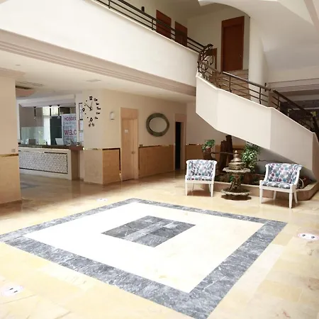 Portofino فندق مرمريس