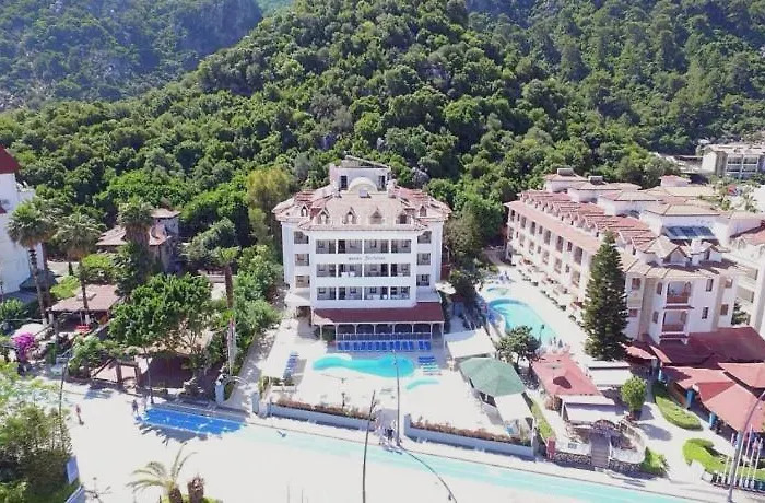Hotel Portofino 3*