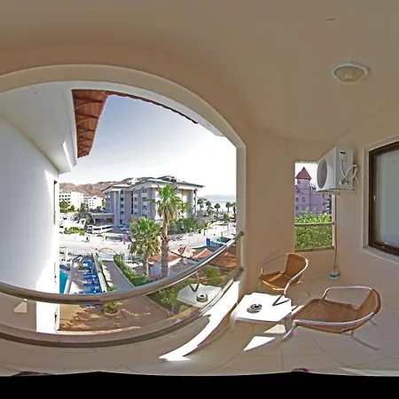 Portofino מלון 3*